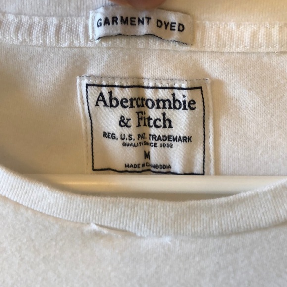 Men’s t - Picture 2 of 2